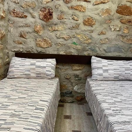 فيلا Casa De Piedra Yunquera المظهر الخارجي الصورة