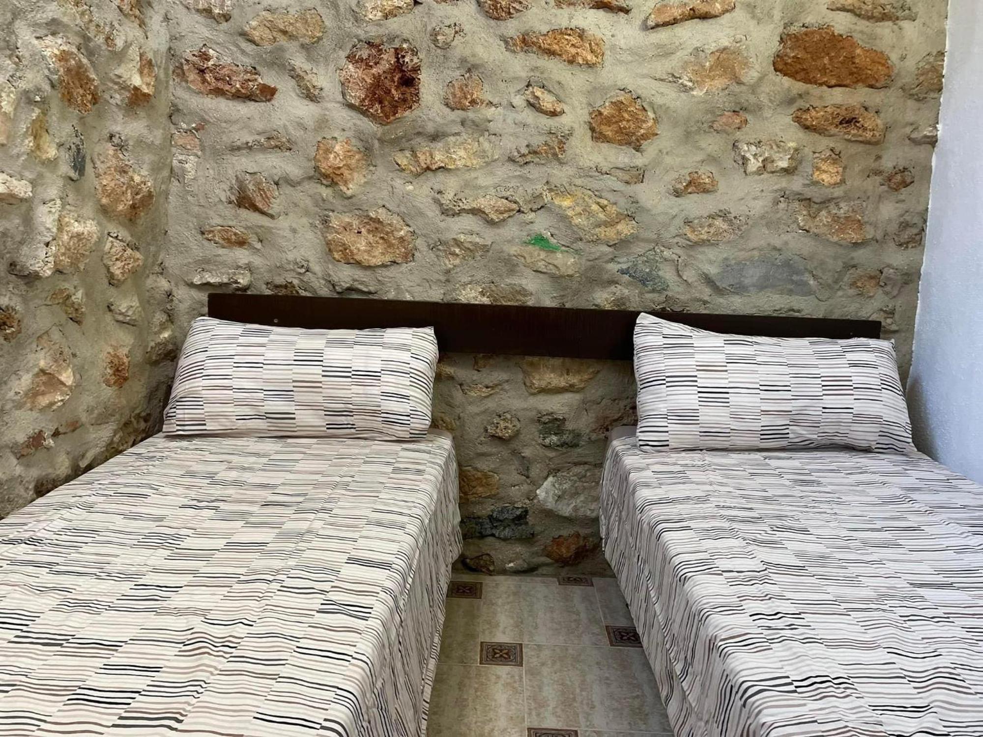 فيلا Casa De Piedra Yunquera المظهر الخارجي الصورة