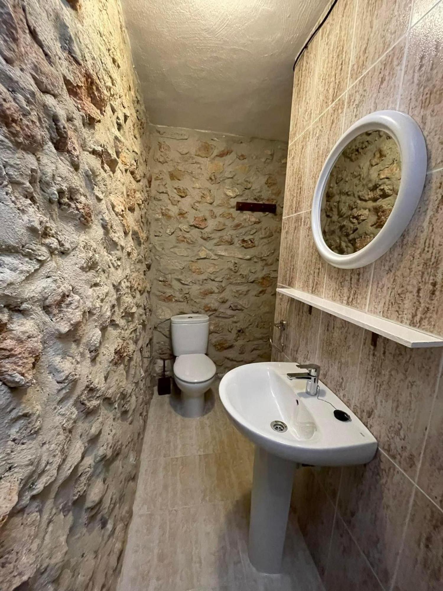 فيلا Casa De Piedra Yunquera المظهر الخارجي الصورة